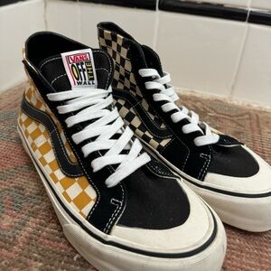 New vans sk8 hi black yellow checkerboard